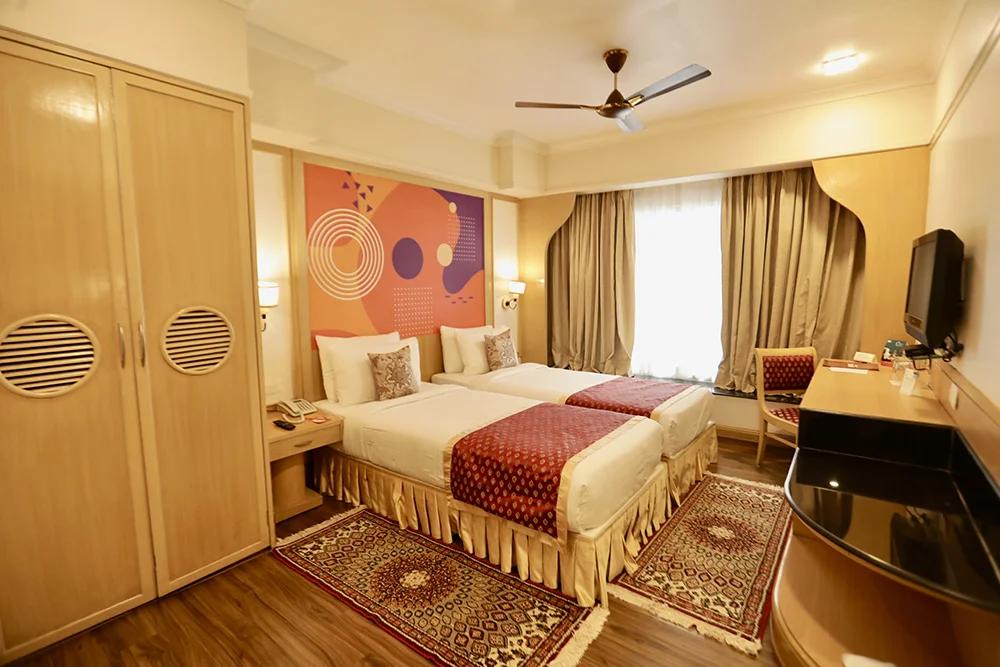 Отель Ira By Orchid Mumbai T-2 International Airport Экстерьер фото